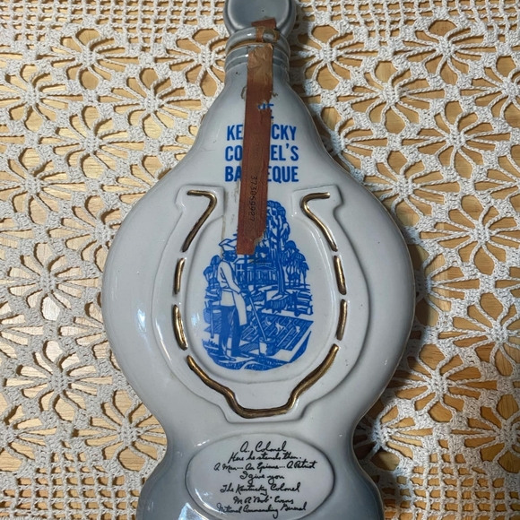 Decanter Kentucky Bourbon 1970 Colonel - Picture 2 of 3